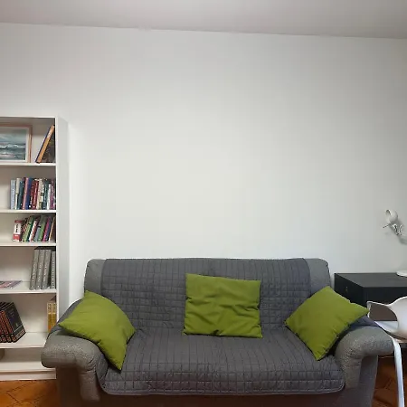 Aurora Gargen In Centro *