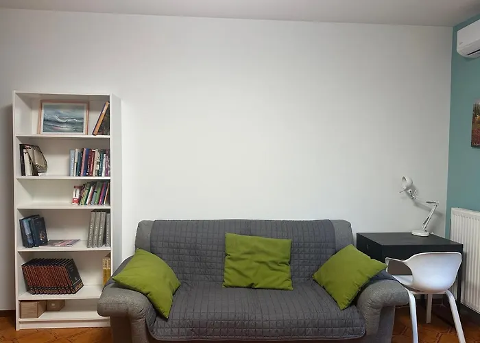 Aurora Gargen In Centro *