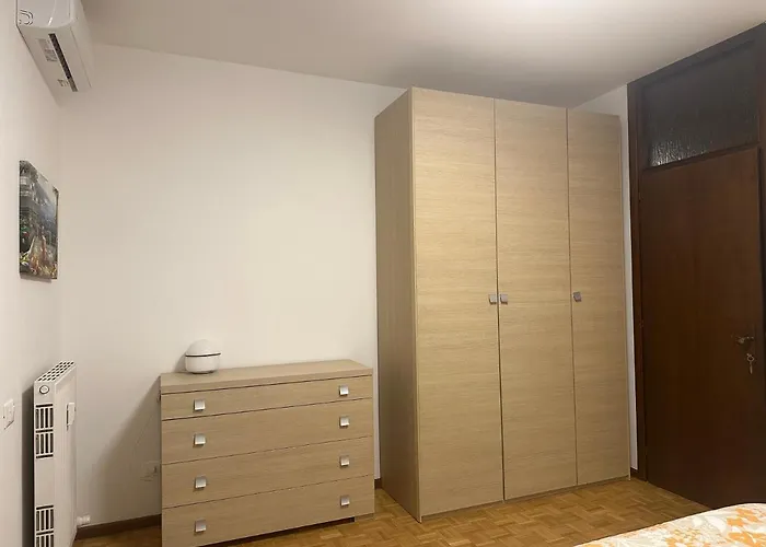 Aurora Gargen In Centro * Trieste